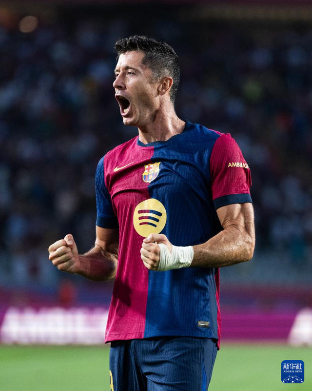 弗兰克新书透露：曾在一天内和曼联、切尔西进行了谈判（弗兰克在新书中披露：同一天先后与曼联和切尔西洽谈）