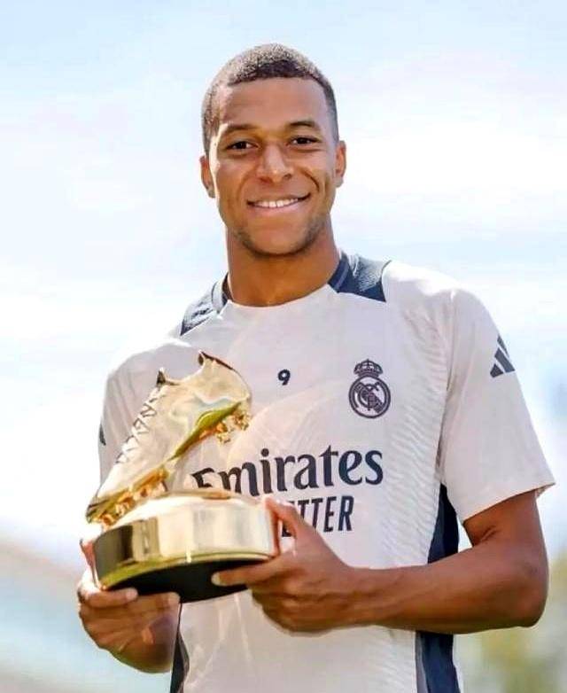 米体：路易斯-恩里克表现欠佳，没把握住这次宝贵的首发机会（米体：路易斯-恩里克发挥不佳，未能抓住难得的首发良机）