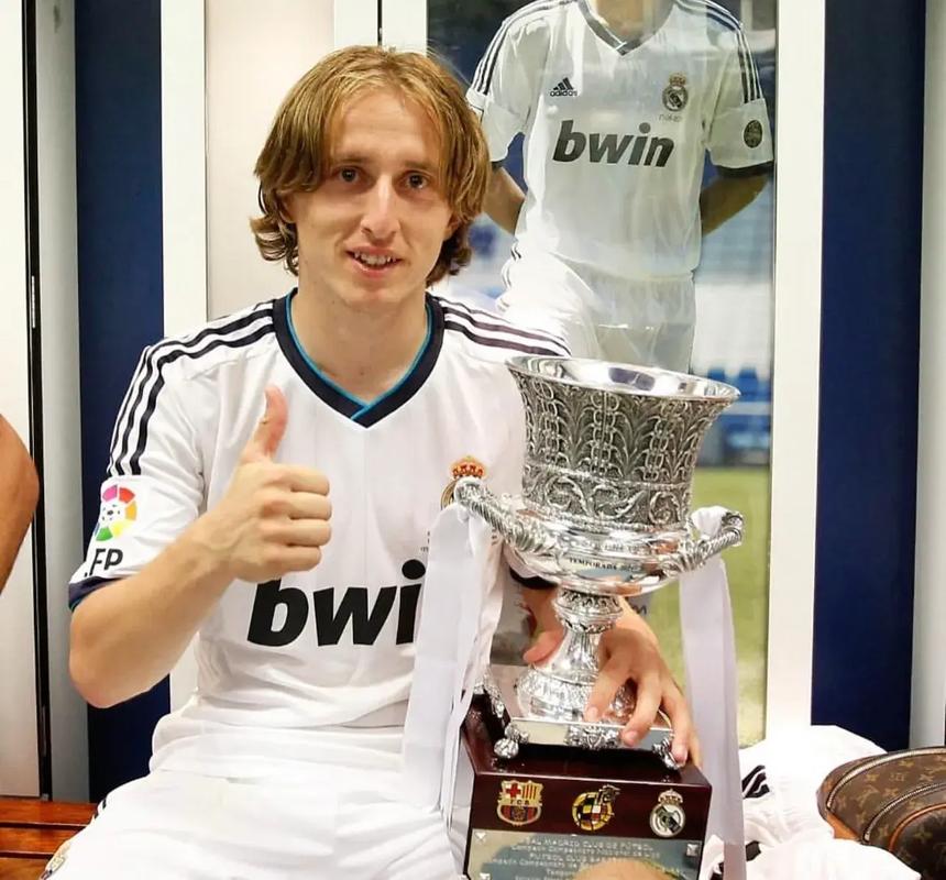 基耶利尼：我们想和斯帕莱蒂长期合作，而不是只考虑到明年6月（基耶利尼：希望与斯帕莱蒂长期携手，而非只到明年6月）