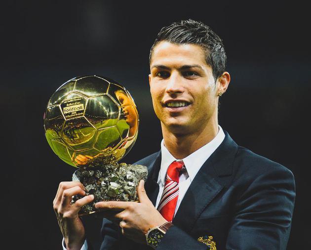 步行者和公牛均陷入困境，争夺季后赛资格，形势严峻。（步行者与公牛状态低迷，季后赛门票之争愈发艰难）