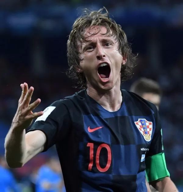 乌迪内斯vs热那亚：扎尼奥洛、卡巴瑟利首发，马利诺夫斯基、洛伦佐-科隆博出战（乌迪内斯对决热那亚：扎尼奥洛、卡巴瑟利首发，马利诺夫斯基、洛伦佐-科隆博登场）