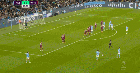 葡萄牙vs亚美尼亚：C罗停赛，莱奥、B费、B席首发出战（葡萄牙对阵亚美尼亚：C罗停赛缺席，莱奥、B费、B席领衔首发）